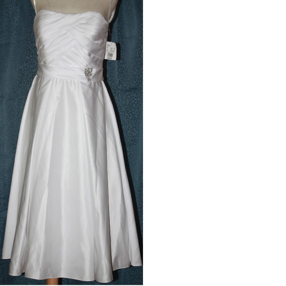Davids Bridal Wedding Tea Length Full Skirt Dress